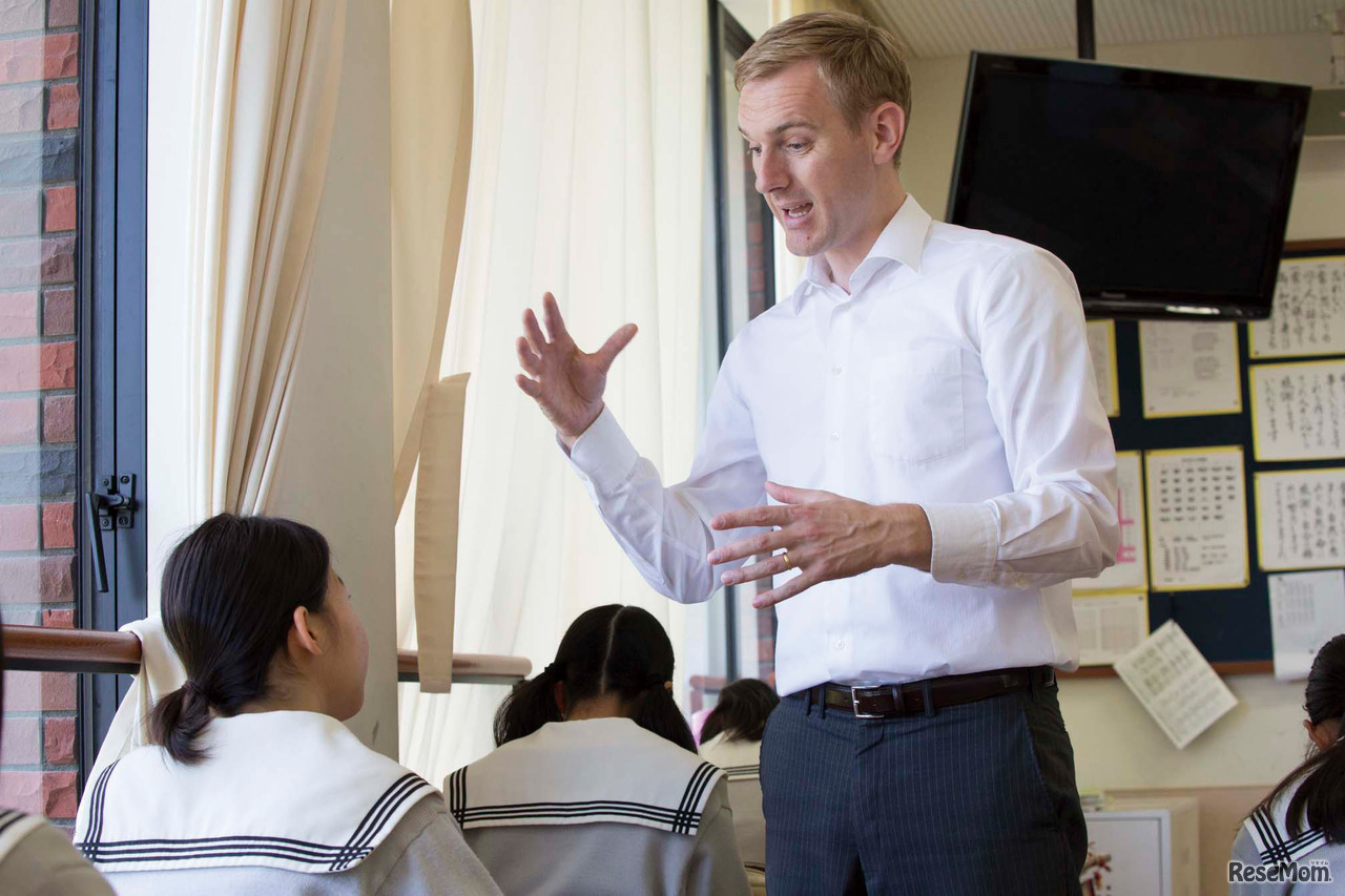 IP（International Perspective）の授業は、ネイティブ講師による英語のみの指導が受けられる