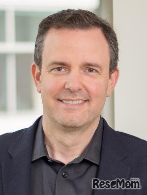 米Udemy社CEO ヒューゴ・サラザン氏