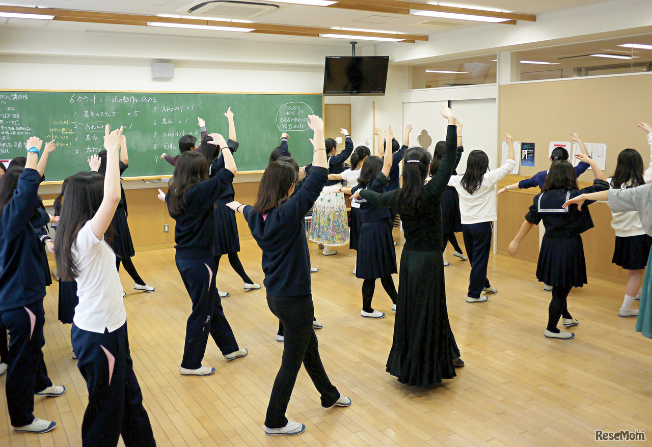 高3卒業前に開設される「自由講座」