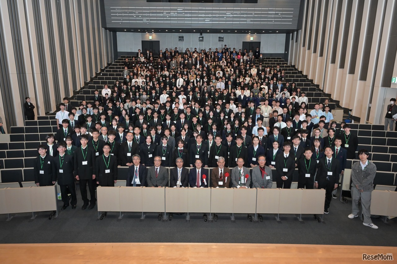 参加者全員の集合写真