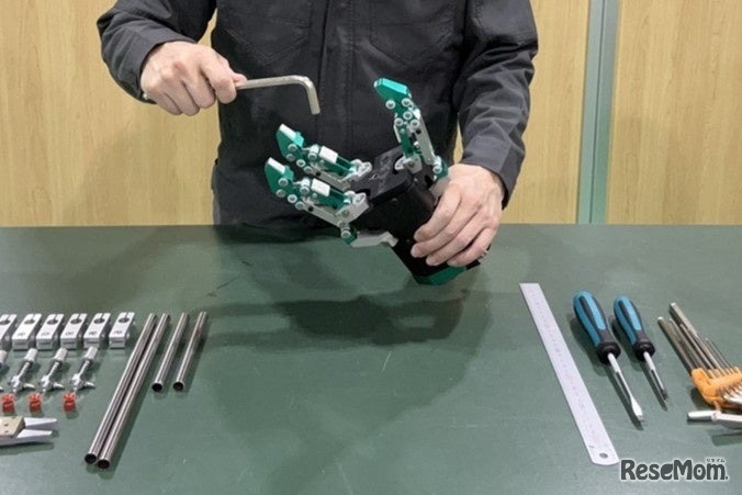 ロボットハンドのエンジニアの仕事