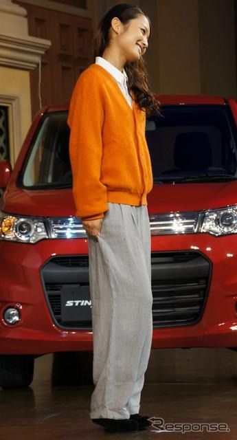 お台場学園祭2012、ファッションショーのようす