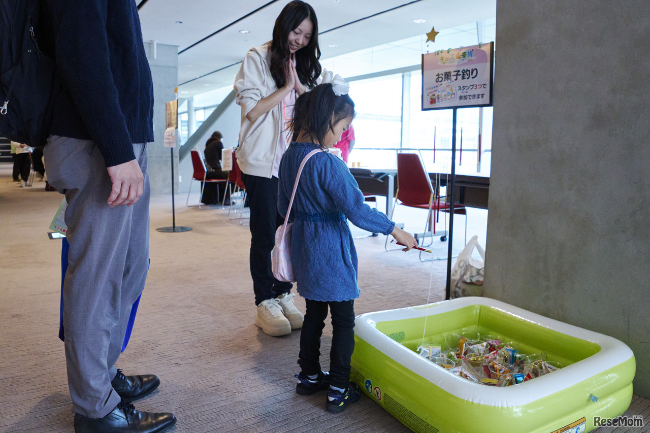 お菓子釣りコーナー