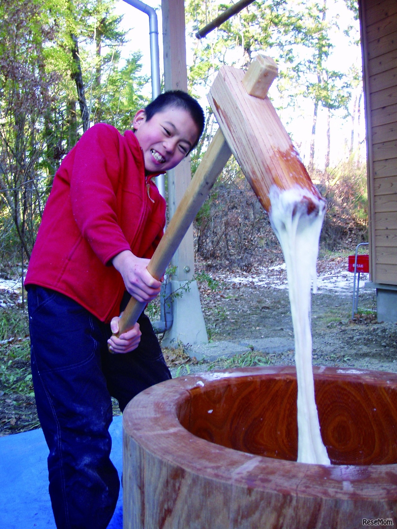冬の信州こども山賊キャンプのようす