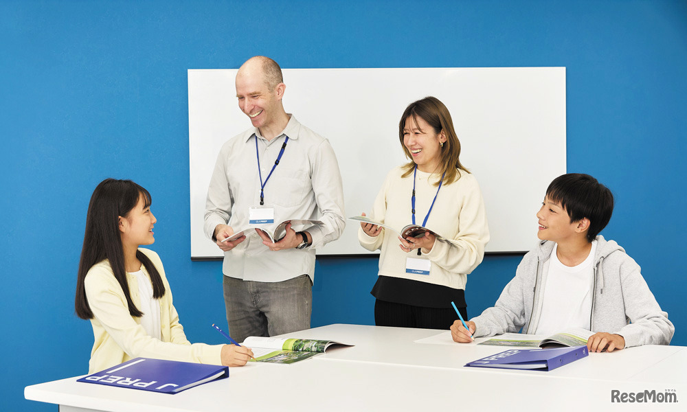 日本語で理解し、英語で実践するハイブリッド指導