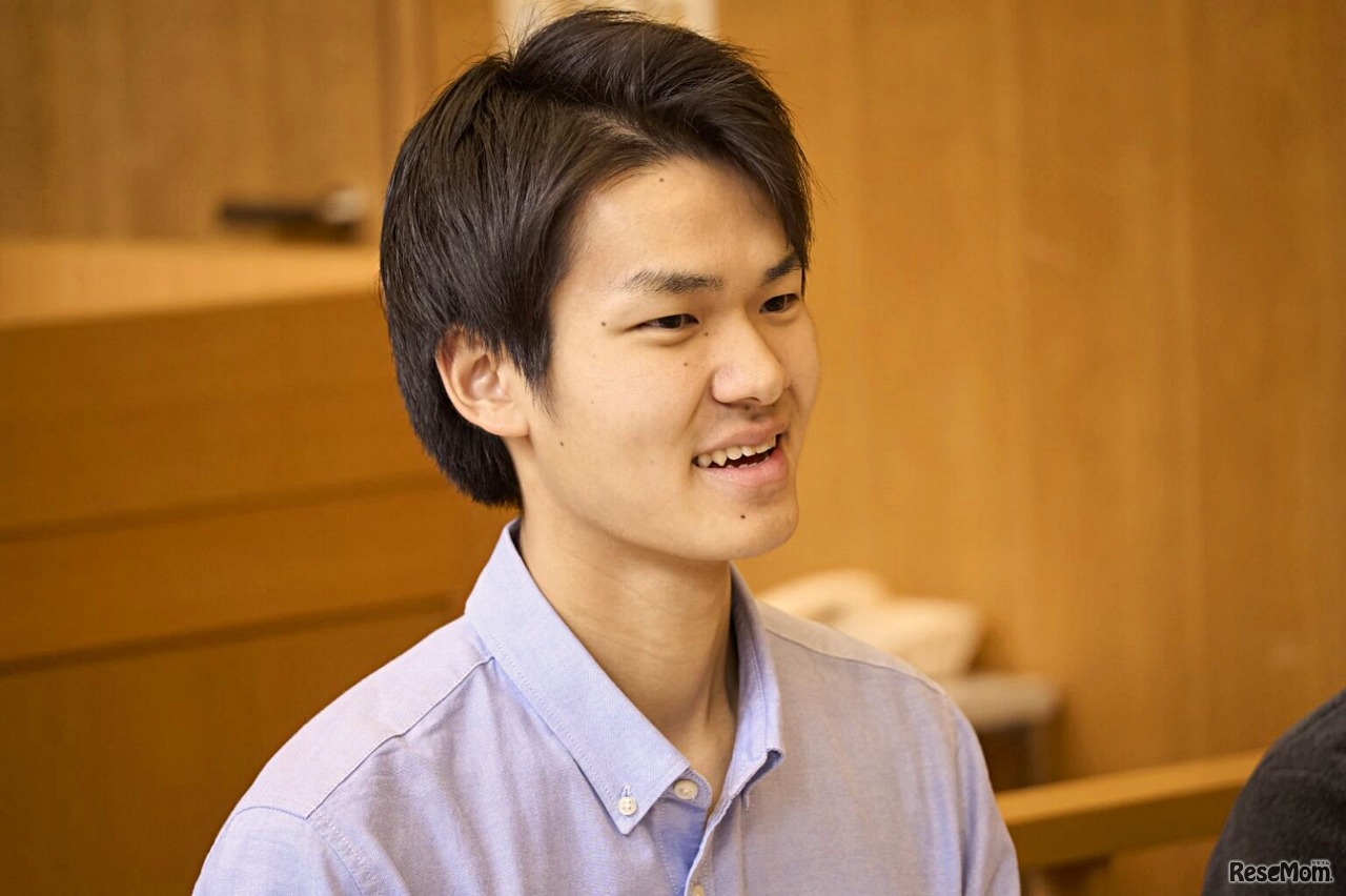 理学部生命理学科出身　理学研究科生命理学専攻前期課程1年　河野天音さん(2025年卒)