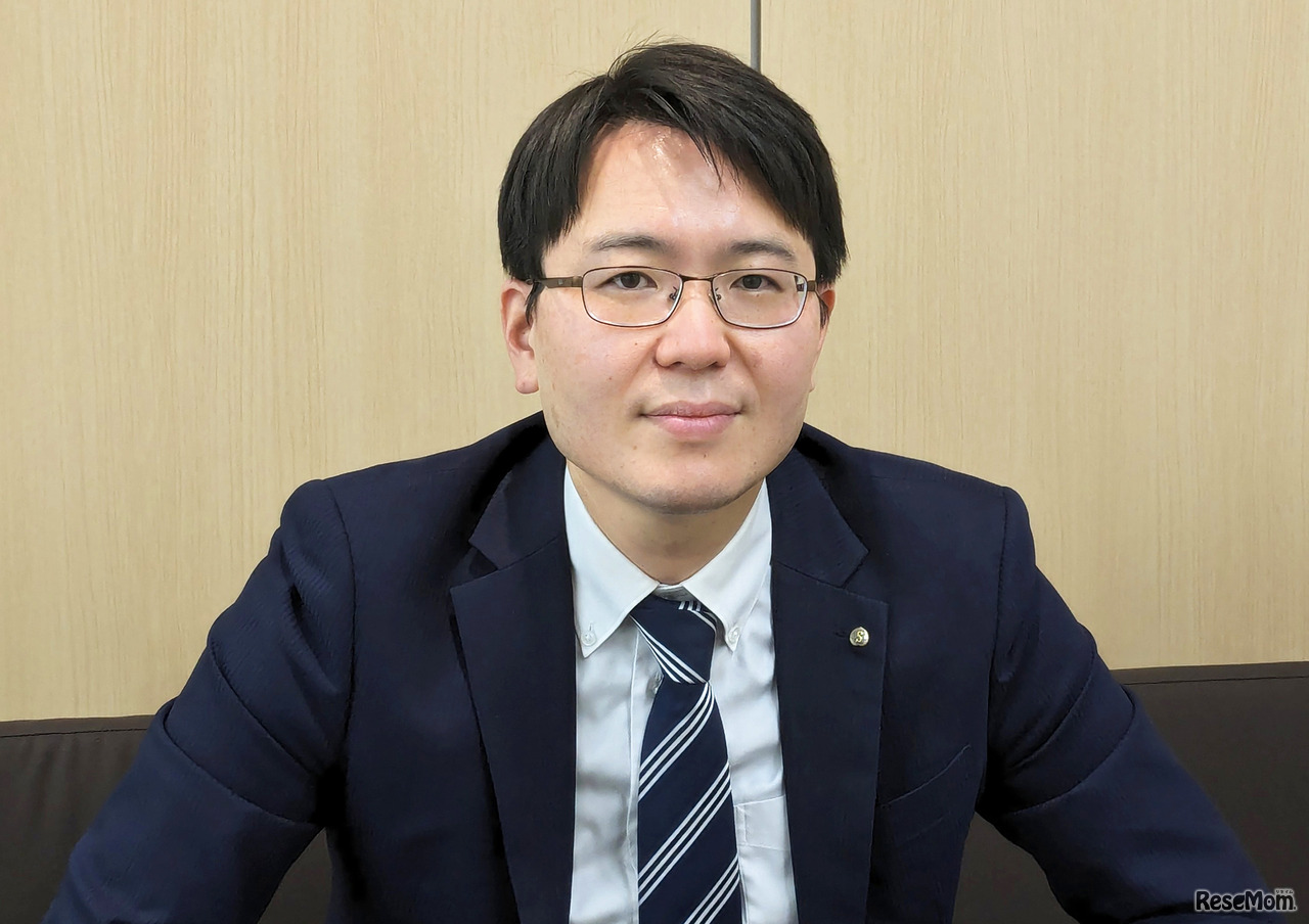 駿台梅田校 校舎責任者の鳥井英氏