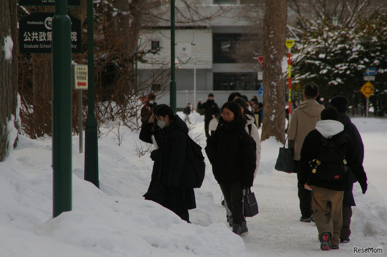 北海道大学試験場（札幌キャンパス）2026年1月17日 共通テスト1日目のようす