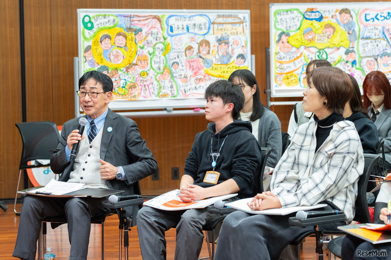 右から、NPO法人じっくらあと理事長 小浦詩氏、一般社団法人JUNTOS代表理事 吉村迅翔氏、南九州大学 人間発達学部 子ども教育学科 学部長 教授 宮内孝氏