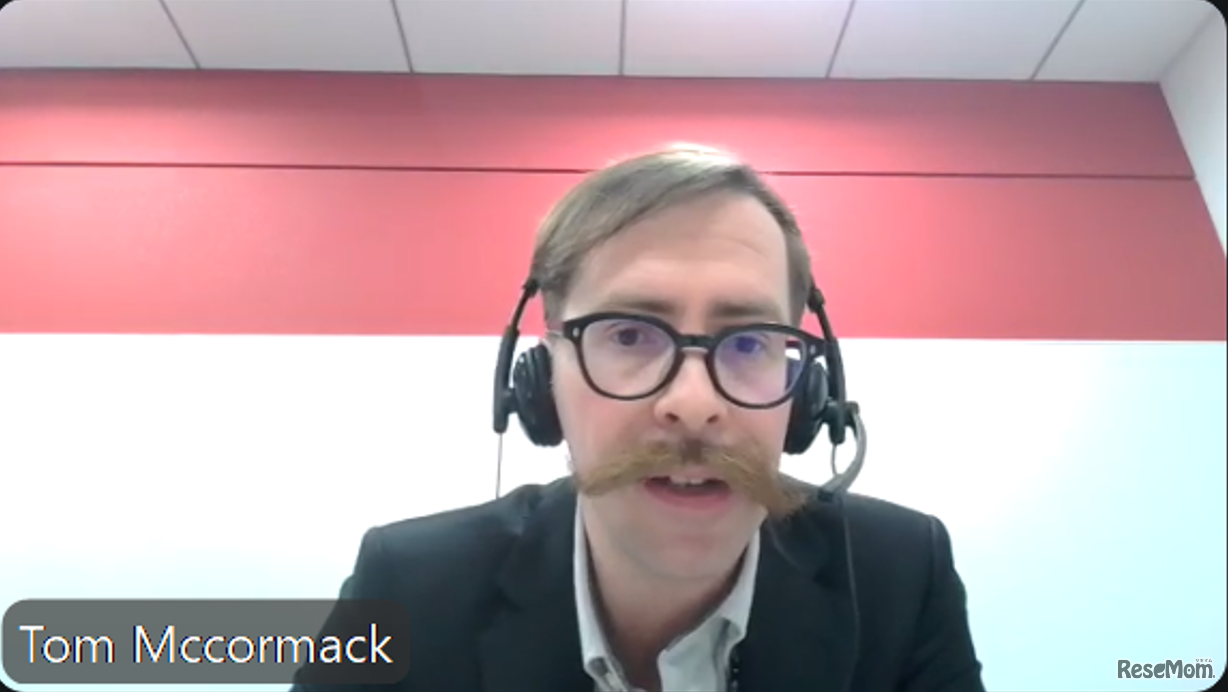 英語主任講師・Tom McCormack氏