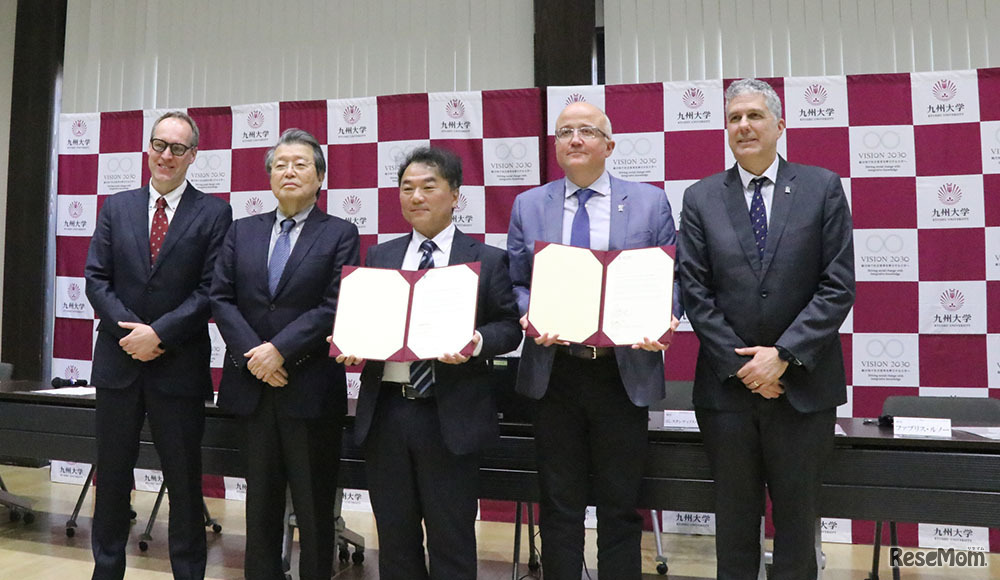 共同学位プログラムの締結式のようす