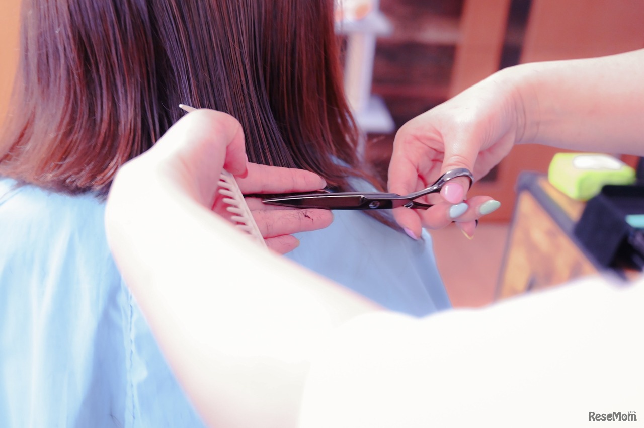 「理美容師を目指す学生向け奨学金（給付型）」2027年度奨学生募集を2026年6月1日より開始