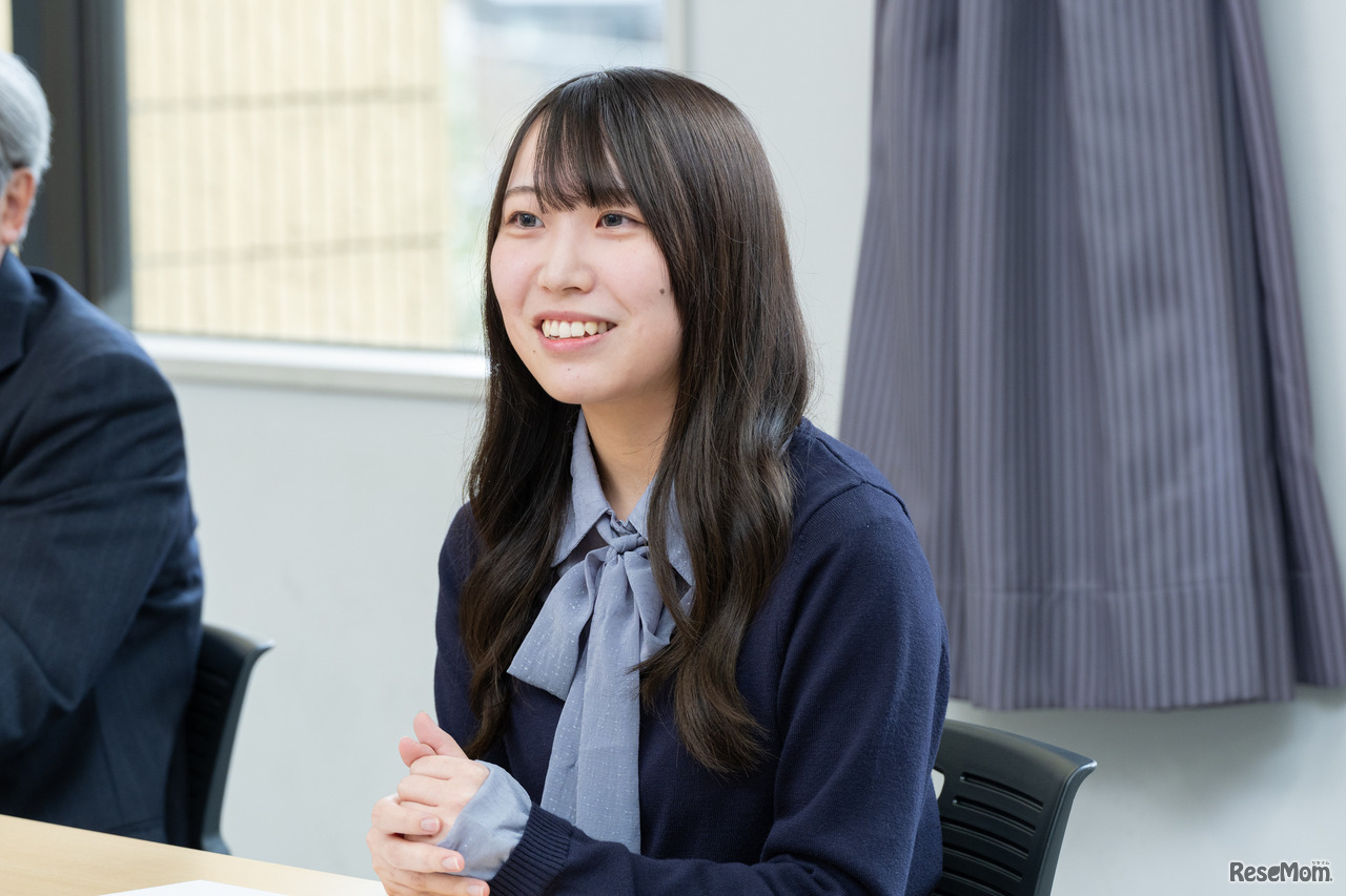 寺田理紗さん…社会情報学科／社会・人間コース4年（石田研究室）