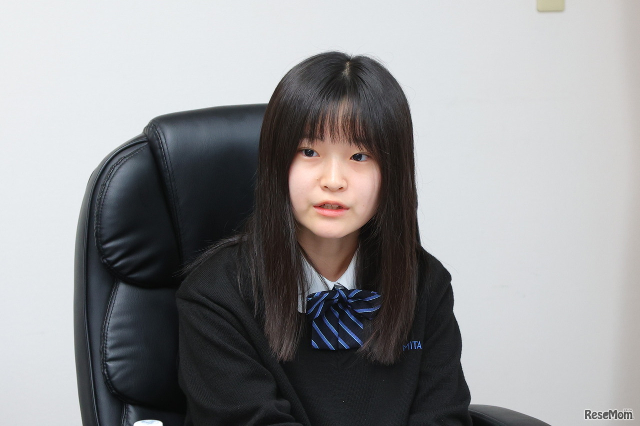 A.Sさんはテーマ選択に悩み「一時期は親にMST辞めていい？と泣きついたほどだった」と当時を振り返り笑った