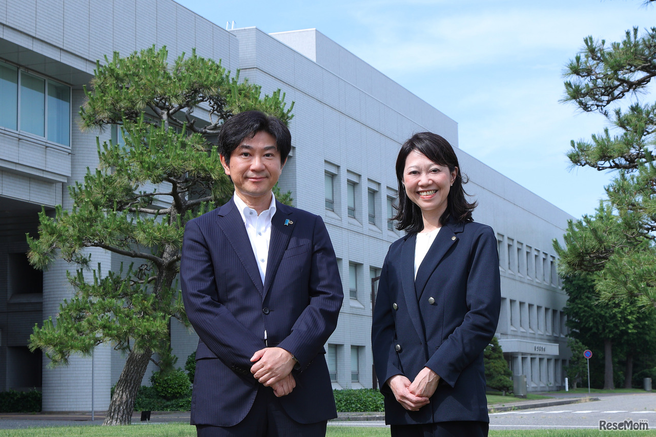 新潟県教育庁高等学校教育課 課長の今井亮二氏と、同課将来構想推進室 副参事（指導主事）の内川未奈希氏