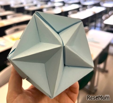 大十二面体の紙工作（東海大学）