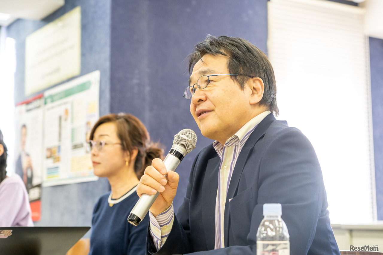 慶應義塾大学の竹中平蔵名誉教授による「世界塾」は未来発見プログラムの一例。高校生がノーベル賞受賞者や企業のトップなどと直接つながる貴重な機会。