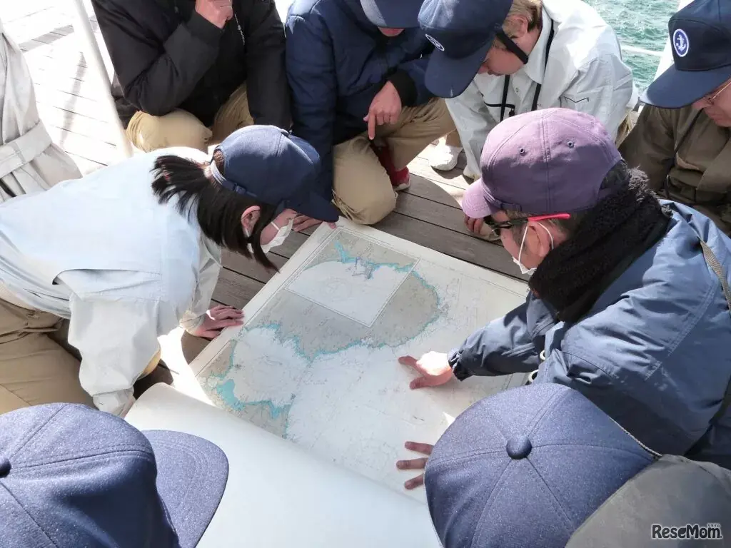 国内体験航海のようす