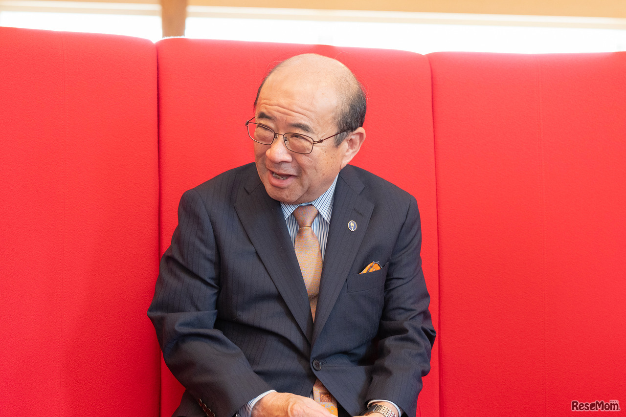 「最後に人を動かすのは人間同士の共感や人を通して伝えられる言葉や説得力。共感力の会得はいかに多様な経験を積み、豊かな喜怒哀楽を味わったかに左右されます」（工藤先生）