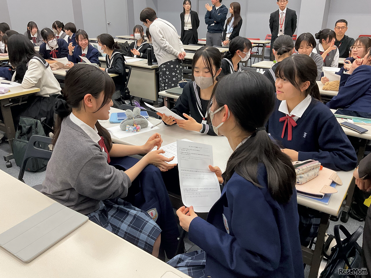 大手企業との連携で、生徒がおこづかい管理アプリを開発中！