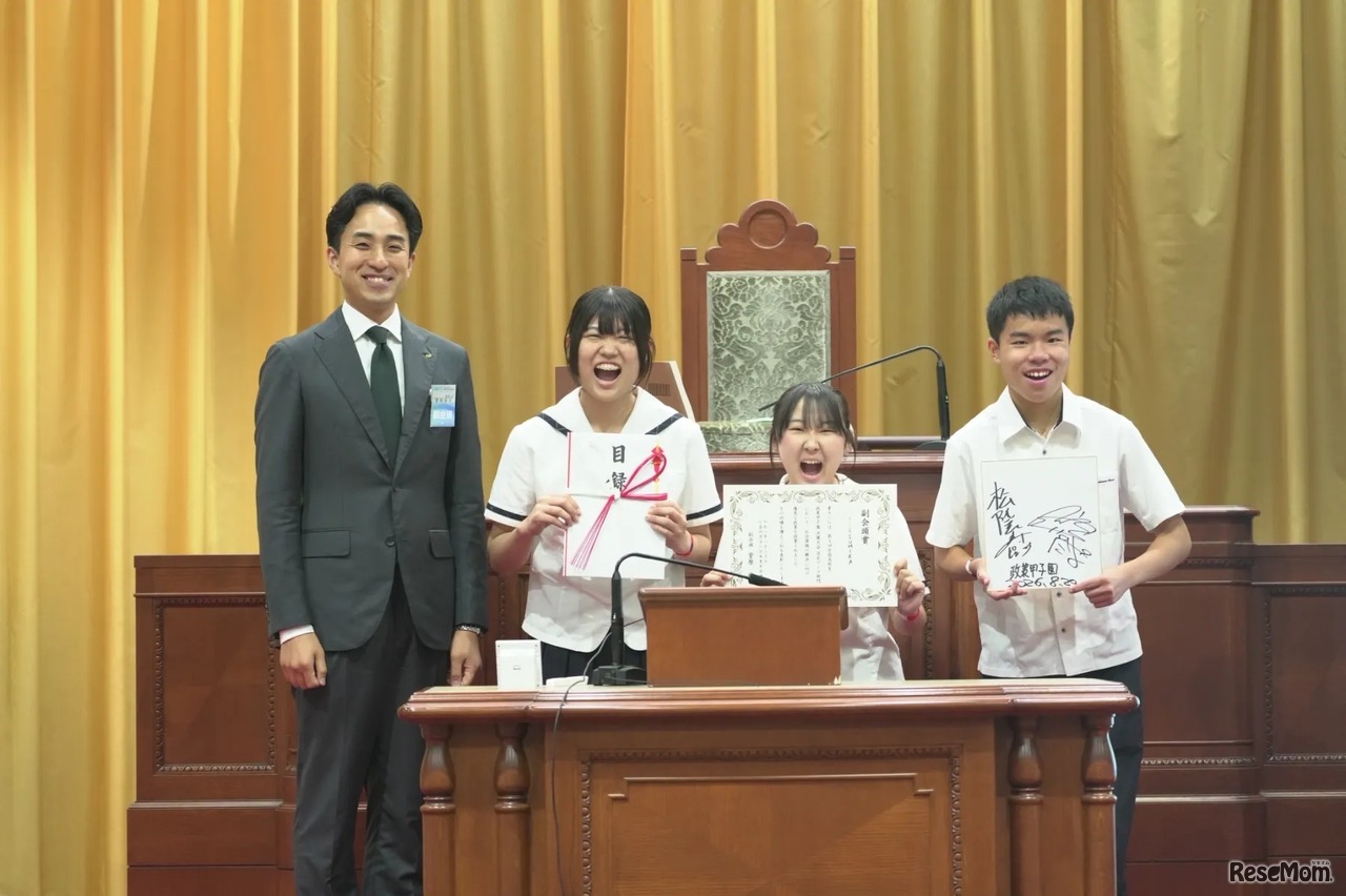 設定テーマ部門：日本青年会議所副会頭賞／香川県立小豆島中央高等学校「SUMIKA」