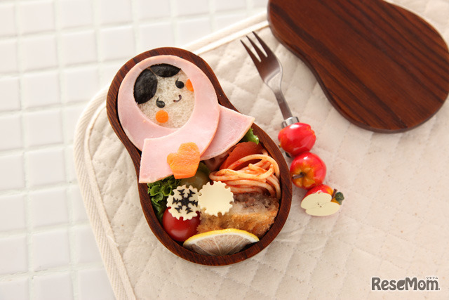 マトリョーシカのサンドイッチ弁当