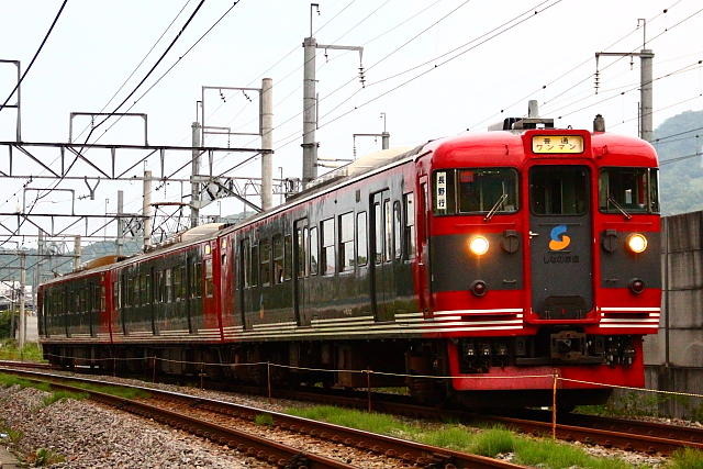 しなの鉄道上田駅で地元野菜を