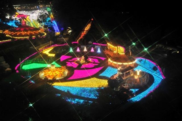 西武園ゆうえんちイルミネーション