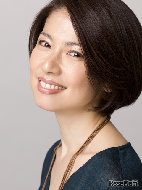 純名里沙氏