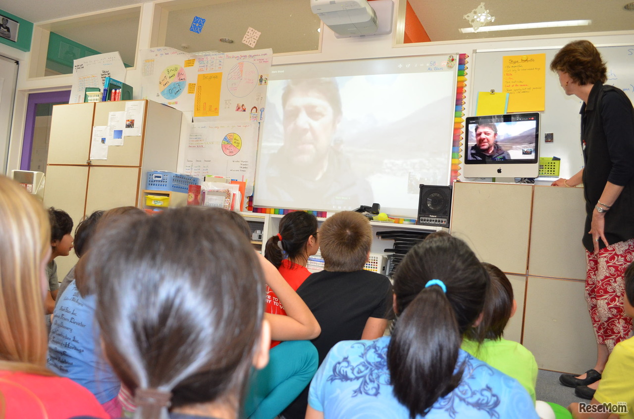 マーク・ウッド氏と接続