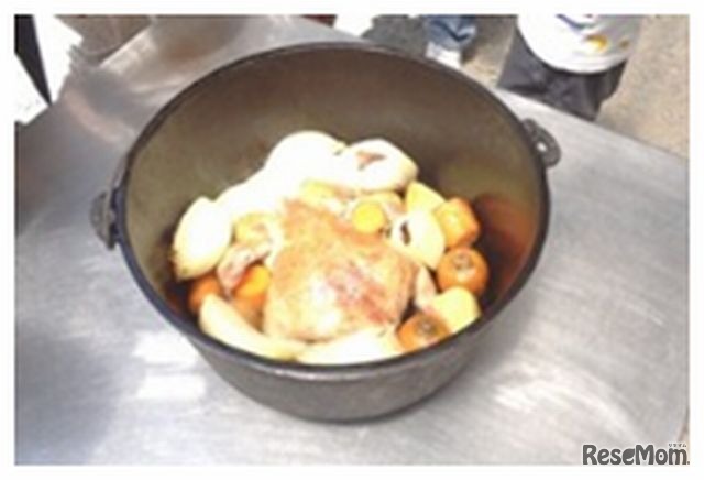 ダッチオーブンを使ったアウトドアクッキング