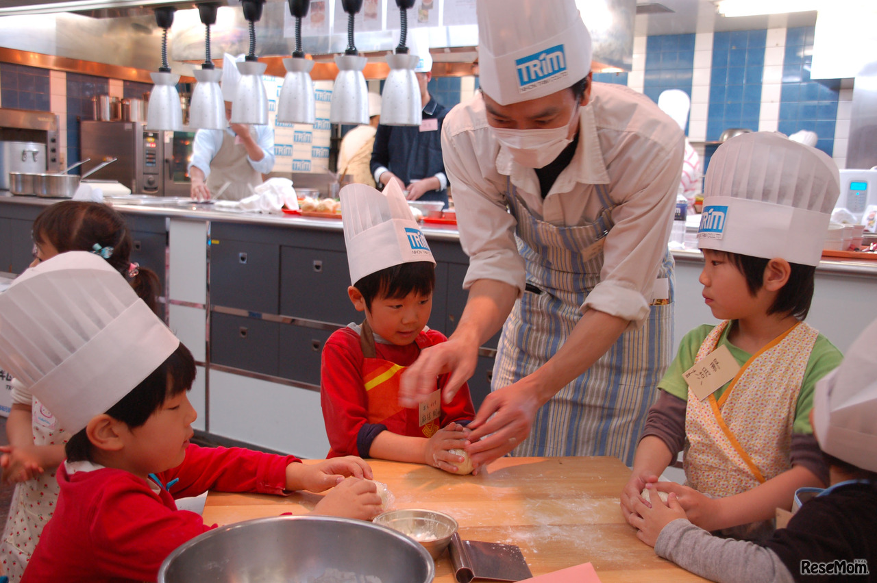 ピザ作りの様子