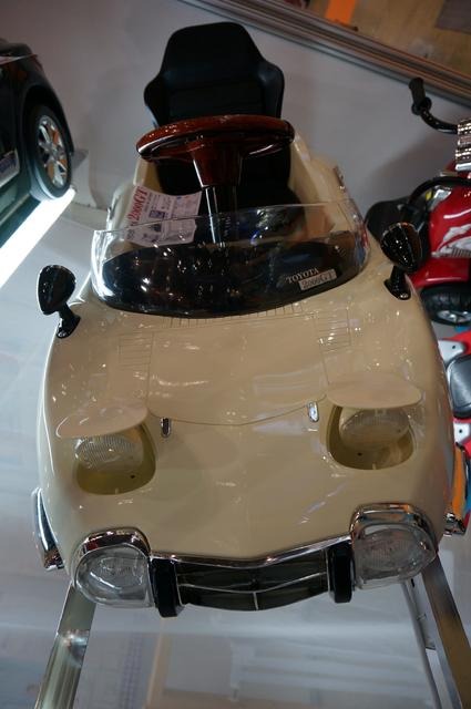 「ミズタニ」の乗り物玩具（東京おもちゃショー13）