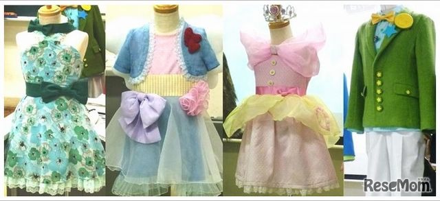 ファッションショーで披露される衣装