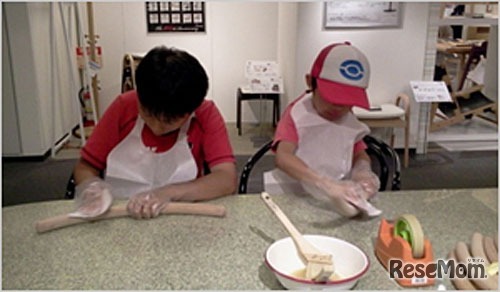 親子で手作り体験 木工ワークショップ（昨年の様子）