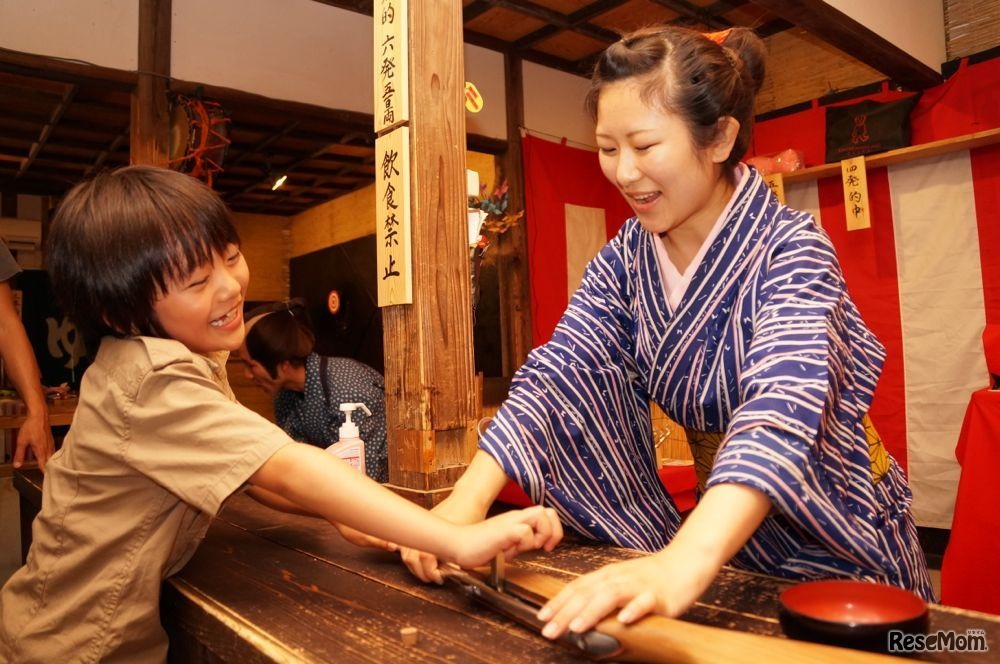 プライベートタイムでは射的に挑戦