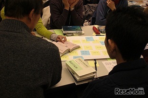 本を楽しむ、科学と遊ぶワークショップ（前回の模様）