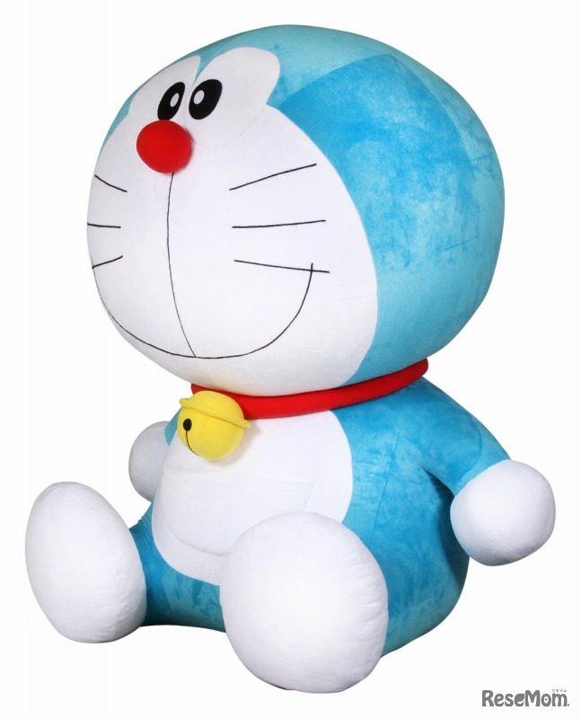 とっても大きなドラえもんぬいぐるみ