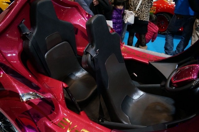 日本自動車大学校の学生が作った2人乗り電気自動車『NATS EV-sports Prototype 02』