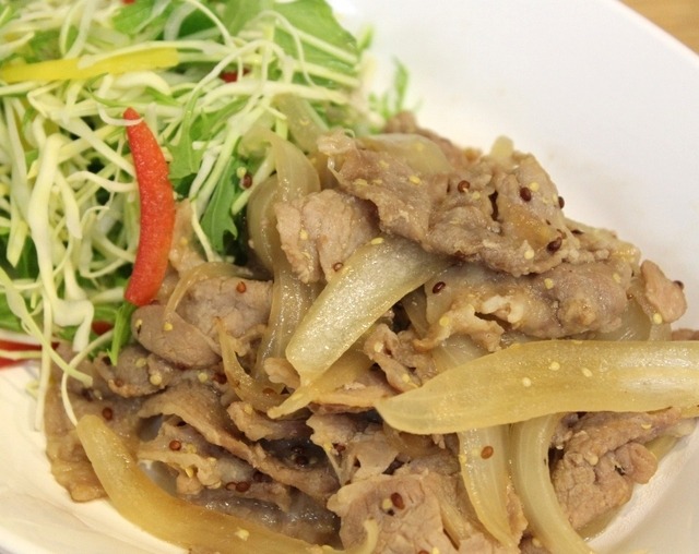 試食会で用意されていた「豚こまの和風粒マスタード炒め」