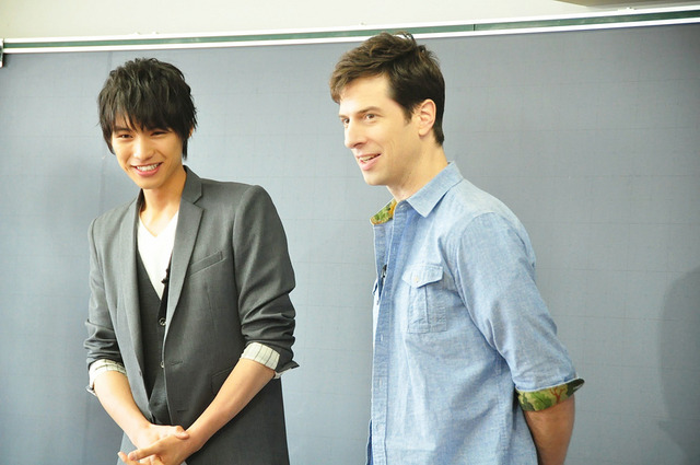 福士蒼汰＆パックン／『名探偵コナン 異次元の狙撃手』スペシャルレッスン in 品川エトワール女子高校