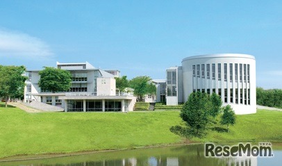 慶應義塾大学湘南藤沢キャンパス（SFC）