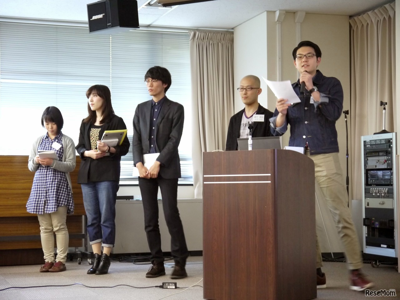 決勝に進出したアイティメディアチームのプレゼンテーション