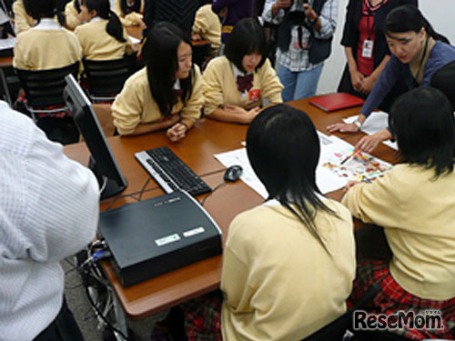 2009年に実施した「Yahoo!オークション」と「品川女子学院」のコラボレーション授業