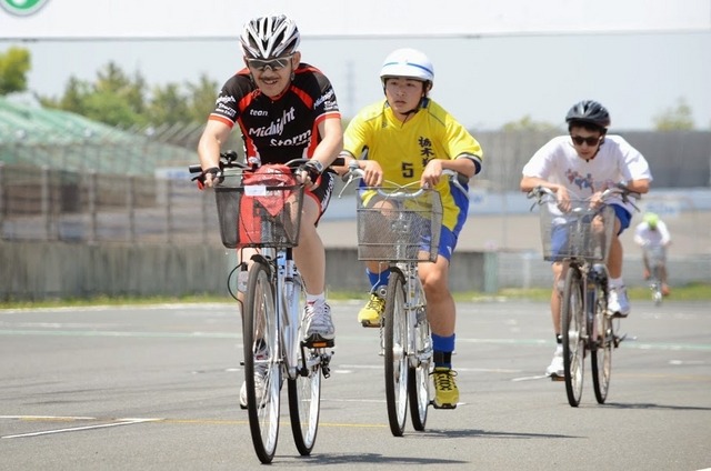 走るスタイルは人それぞれの『もてチャリ』