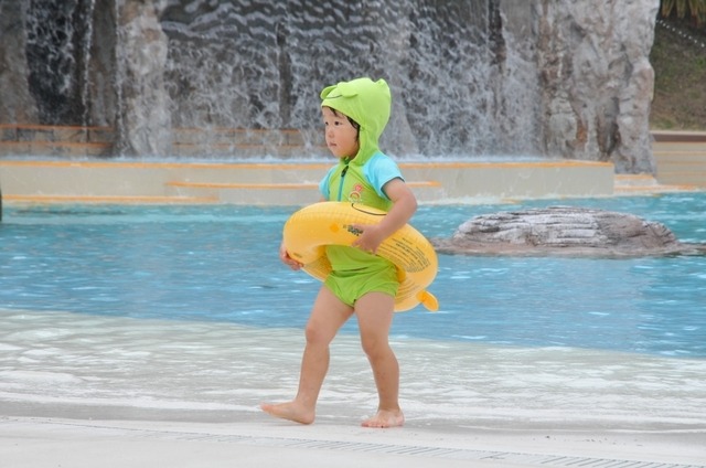 “夏の冒険”ができるプール、鈴鹿サーキットの「アクア・アドベンチャー」