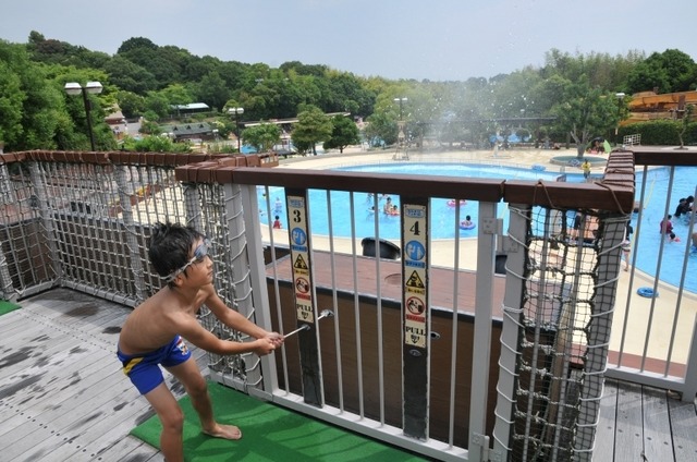 “夏の冒険”ができるプール、鈴鹿サーキットの「アクア・アドベンチャー」