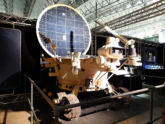 ソ連の月面車「ルノホート2号」も