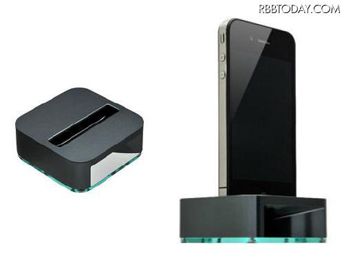 ガンメタリックの本体とiPhone 4の装着イメージ（iPhone 4は別売） ガンメタリックの本体とiPhone 4の装着イメージ（iPhone 4は別売）