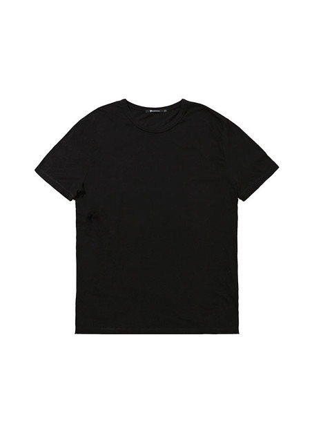 新宿伊勢丹にアレキサンダーワンのミュージアムがオープン。限定商品やアーカイブも